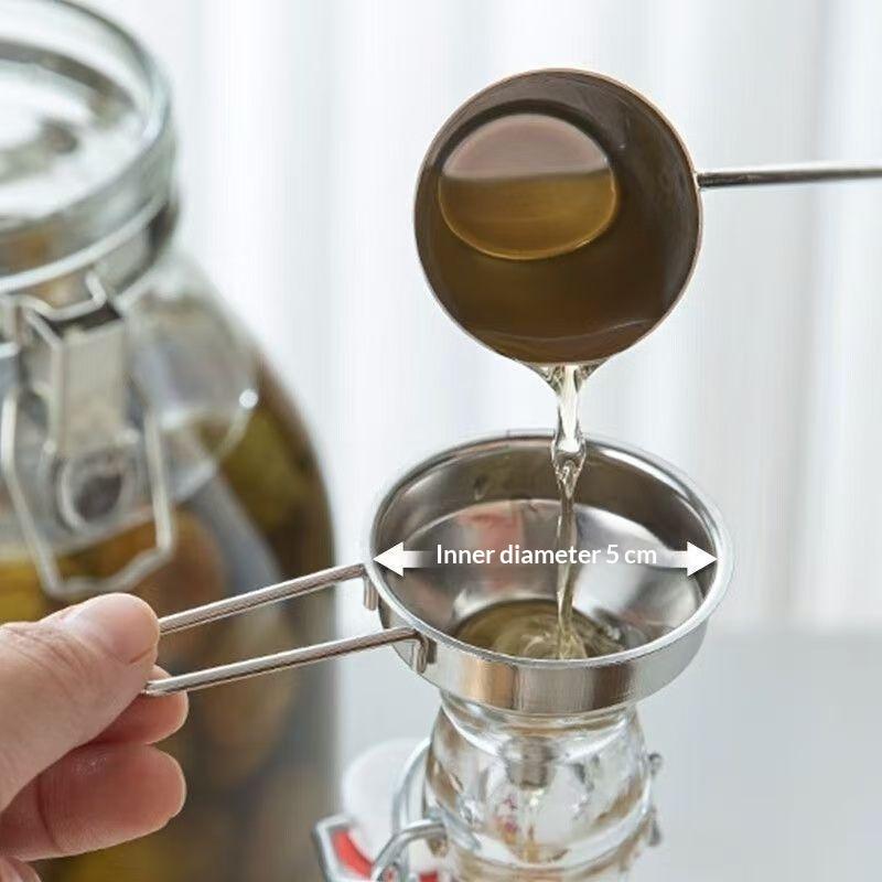 Kitchen Gadgets Small - Corong Baja Tahan Karat dengan Pegangan