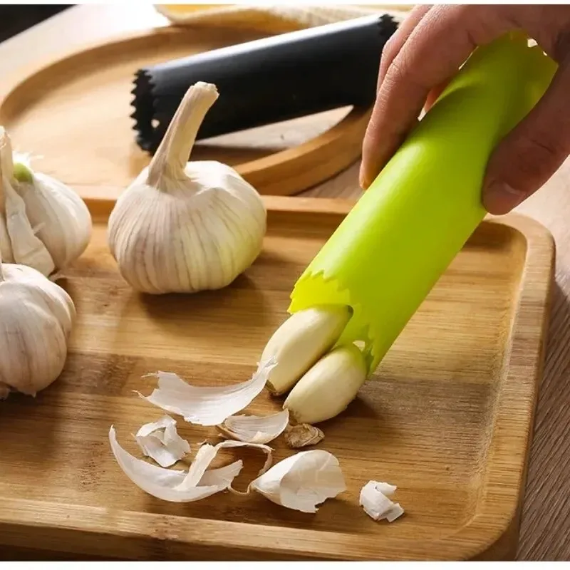 Alat Pengupas Bawang Putih Tab - Kitchen Gadgets Useful ulasan dan harga
